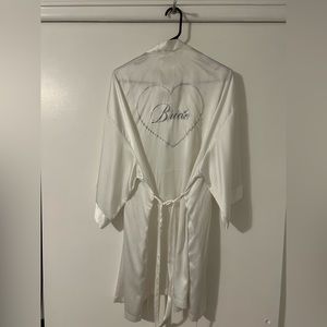VS BRIDE Robe